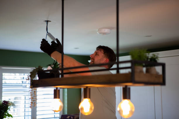 Best Local Electrician Companies  in Hamilton, MO